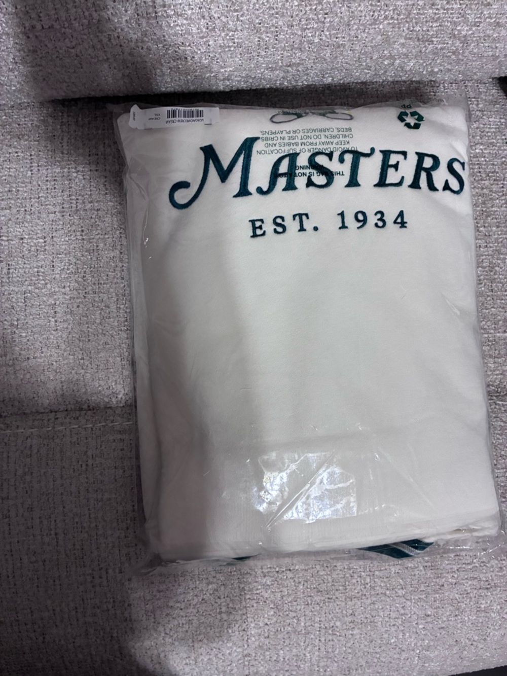 Masters Unisex Cream Sweatshirt with Green Trim and Yellow Flag Gnome - Picture 3 of 3